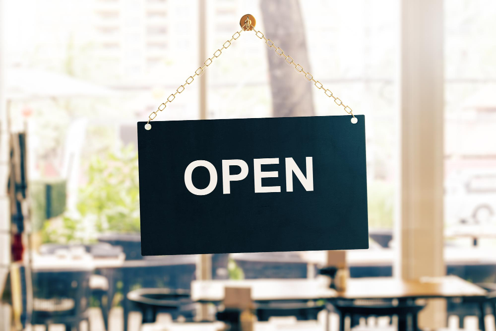Un signe ouvert pour illustrer l'importance de la disponibilité des services dans l'évaluation du SI dans le cadre d'un audit sécurité informatique